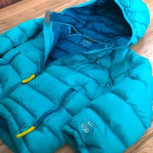 L.L Bean Kids Winter Coat Ultralight 650, Warm, waterproof jacket 3T girls
